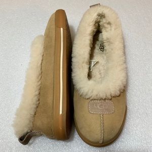 UGG Rylan slippers